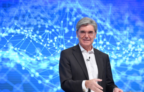 西門子股份公司總裁兼首席執(zhí)行官凱颯 西門子股份公司總裁兼首席執(zhí)行官凱颯